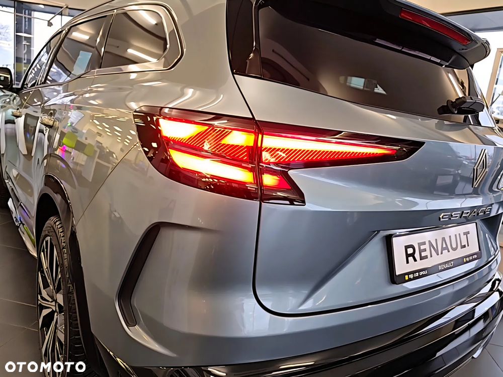 Renault Espace 1.2 E-Tech Full Hybrid 200 Iconic MMT 5os - 9