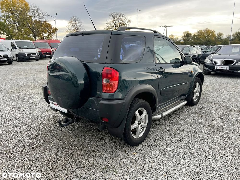 Toyota RAV4 2.0 VVT-i 4x4 - 6