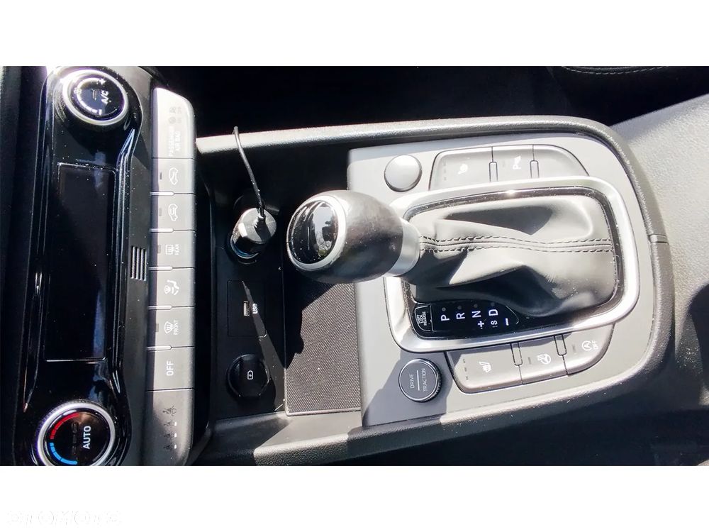 Hyundai Kona 1.0 T-GDI Smart DCT - 14