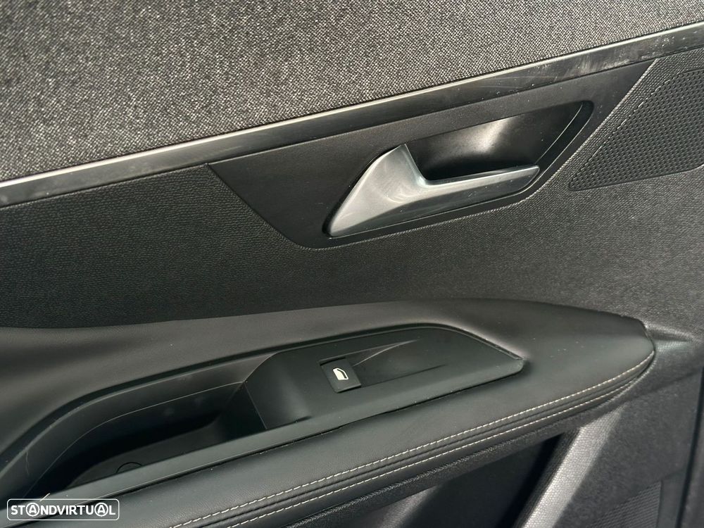 Peugeot 3008 1.5 BlueHDi Allure - 12