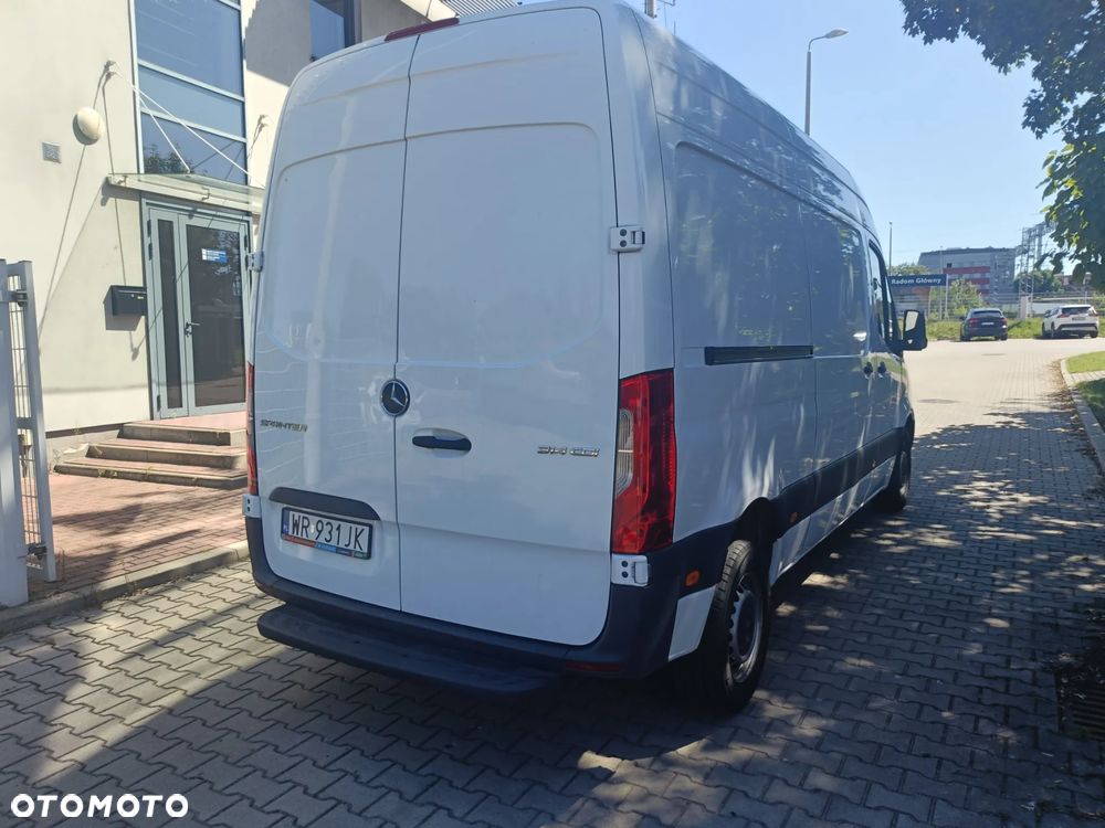 Mercedes-Benz SPRINTER - 4
