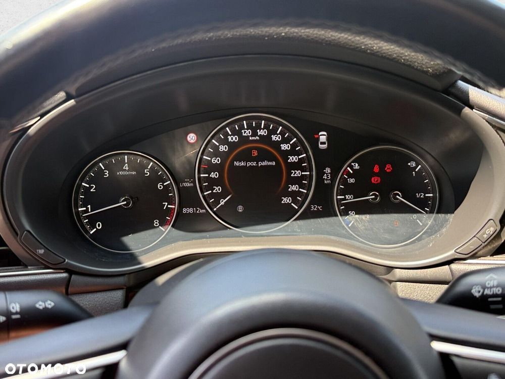 Mazda 3 - 16