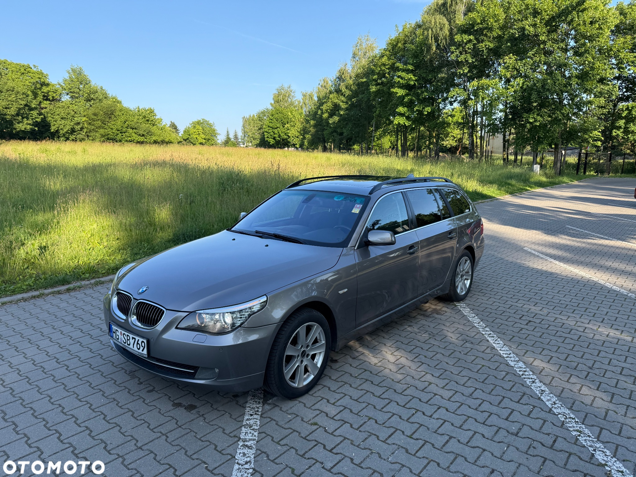 BMW Seria 5 525xd Touring - 2