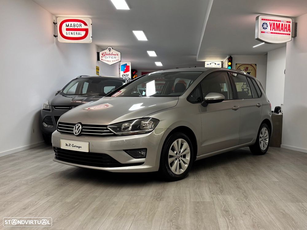 VW Golf Sportsvan 1.6 TDI Confortline BlueMotion - 2