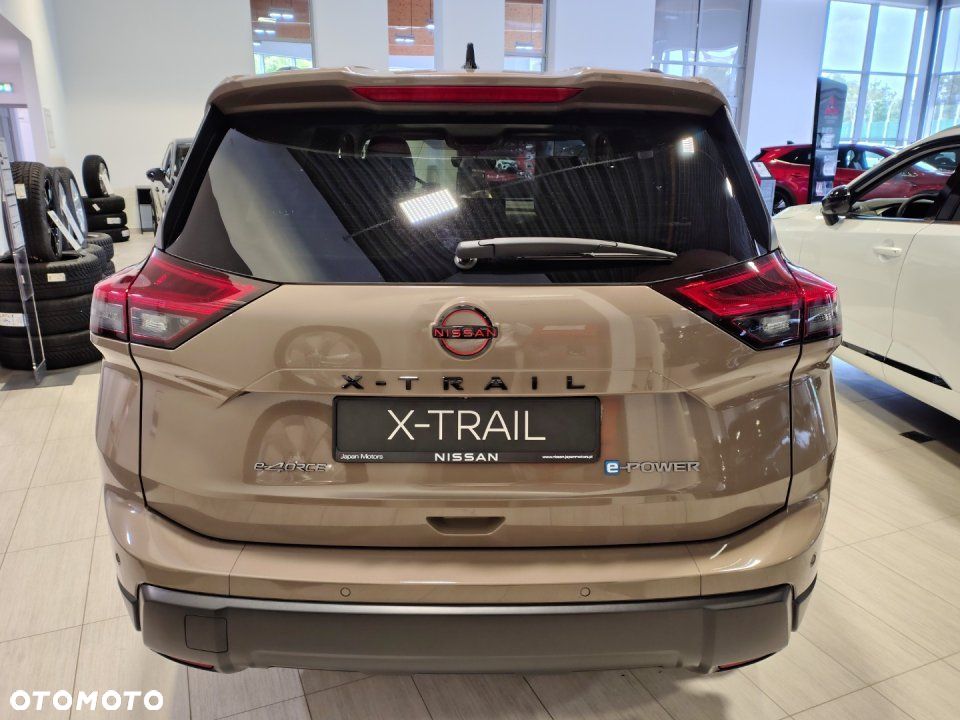 Nissan X-Trail - 4