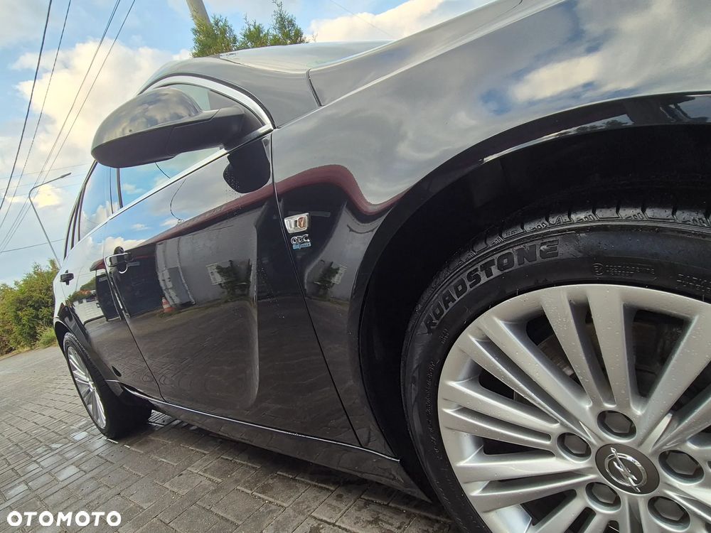 Opel Insignia 2.0 T Cosmo 4x4 S&S - 22