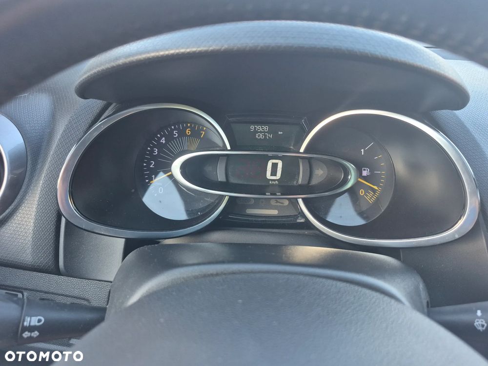 Renault Clio 1.2 16V Limited - 9