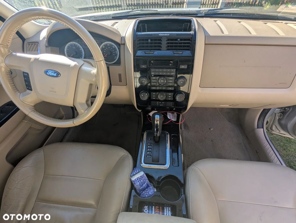Ford Escape 3.0 XLT 4WD - 12