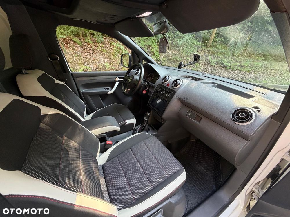 Volkswagen Caddy - 8
