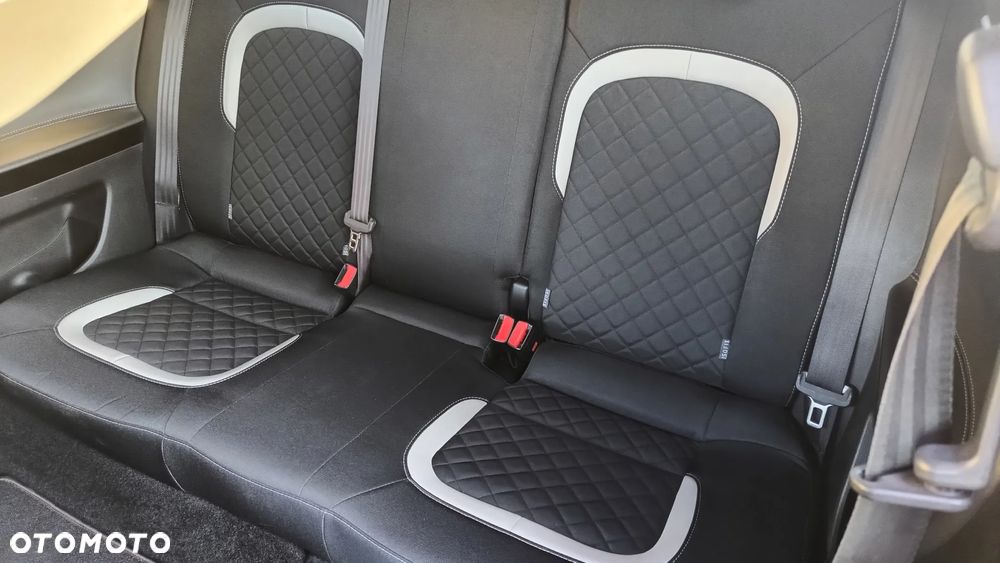 Kia Ceed 1.6 CRDi GT Line - 9