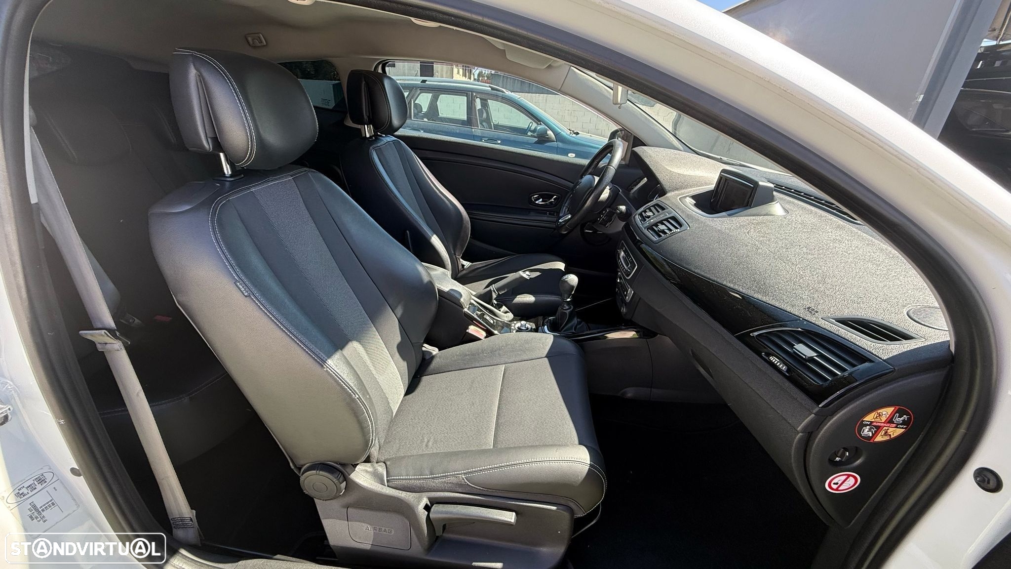 Renault Mégane Coupe 1.5 dCi Bose Edition CO2 Champion - 16