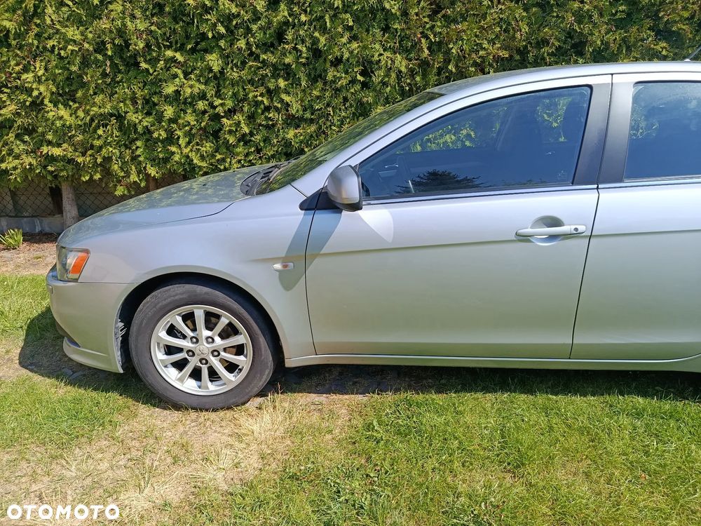 Mitsubishi Lancer 1.6 - 1