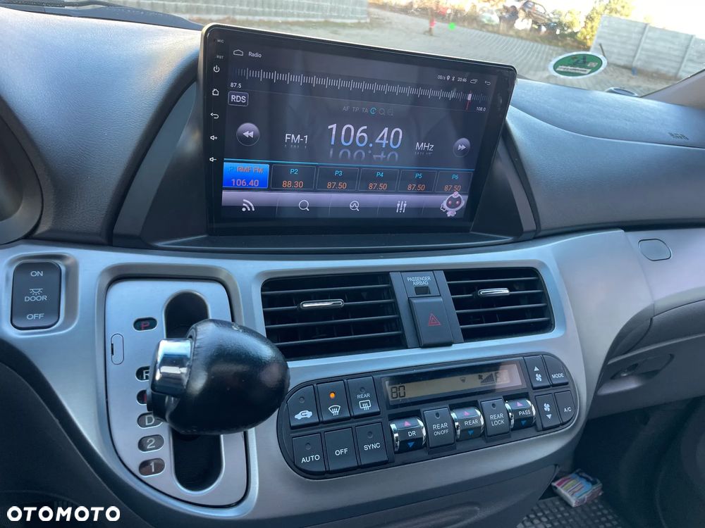 Honda Odyssey 3.5 LX - 21