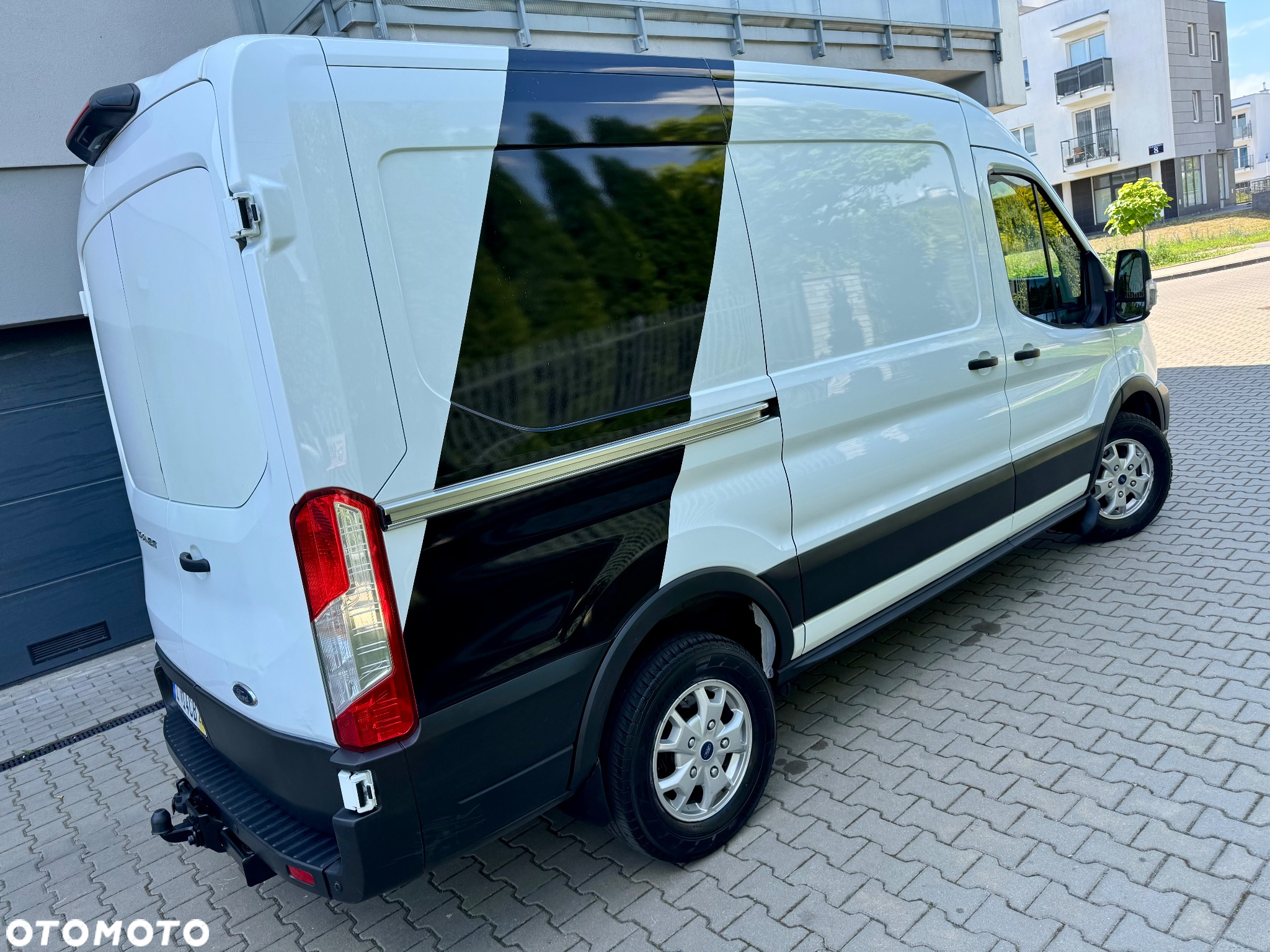 Ford TRANSIT AWD 4X4 podwójne drzwi / drzwi tylne 180 Faktura VAT 23% Kamera Monitor 170KM klimatyzacja podgrzewane siedzenia czujniki 3 osobowy faktura VAT23% serwis zadbany BOGATA OPCJA L2H2 wysoki napęd na cztery koła - 4