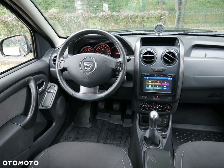 Dacia Duster SCe 115 4x2 Prestige - 8