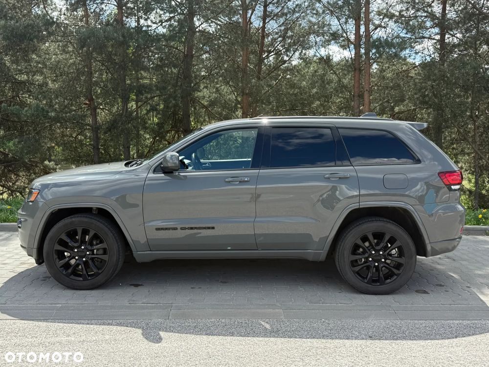 Jeep Grand Cherokee - 5