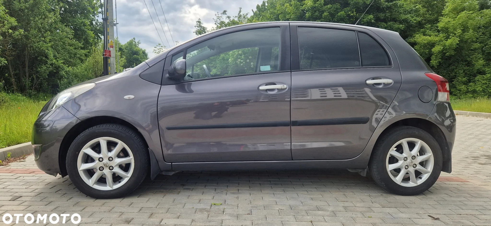 Toyota Yaris - 8