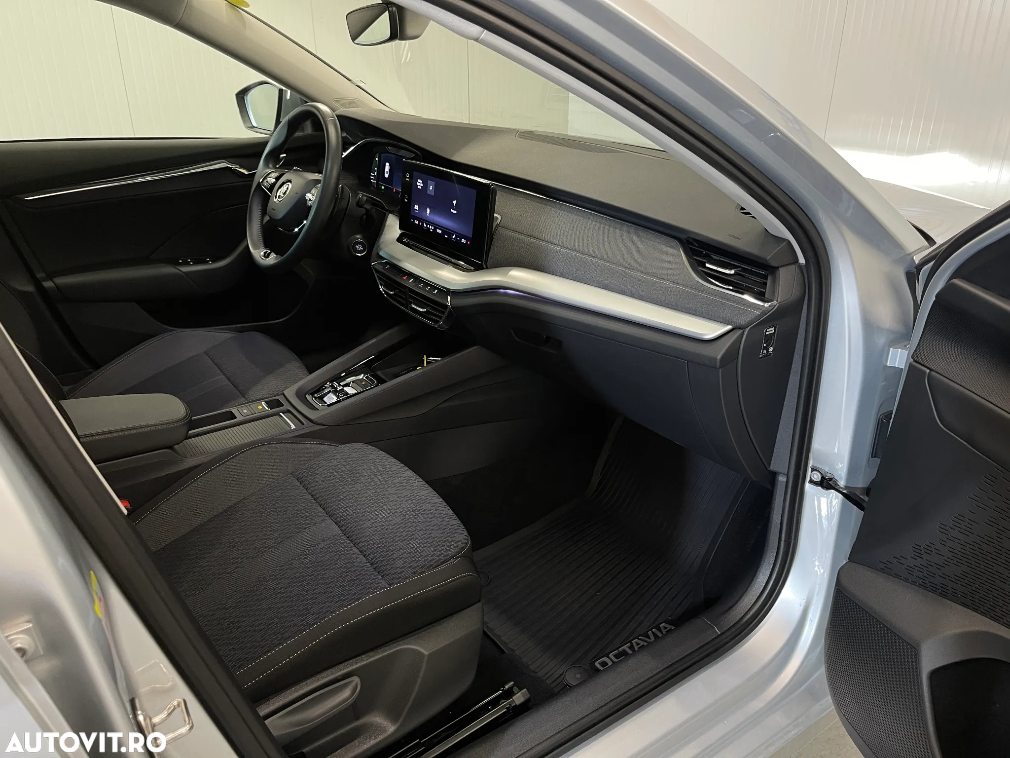 Skoda Octavia 2.0 TDI DSG Style - 9