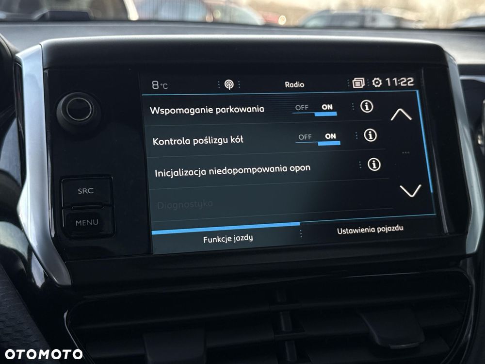 Peugeot 2008 1.2 Pure Tech GPF Allure S&S - 16