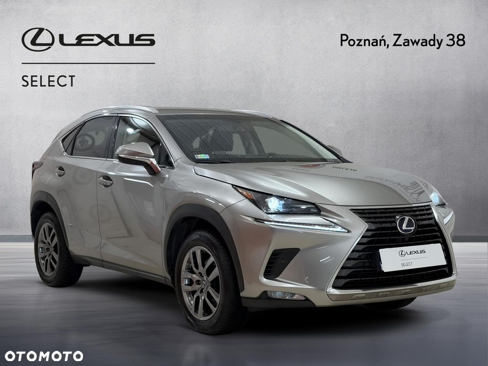 Lexus NX 300h Comfort AWD - 8
