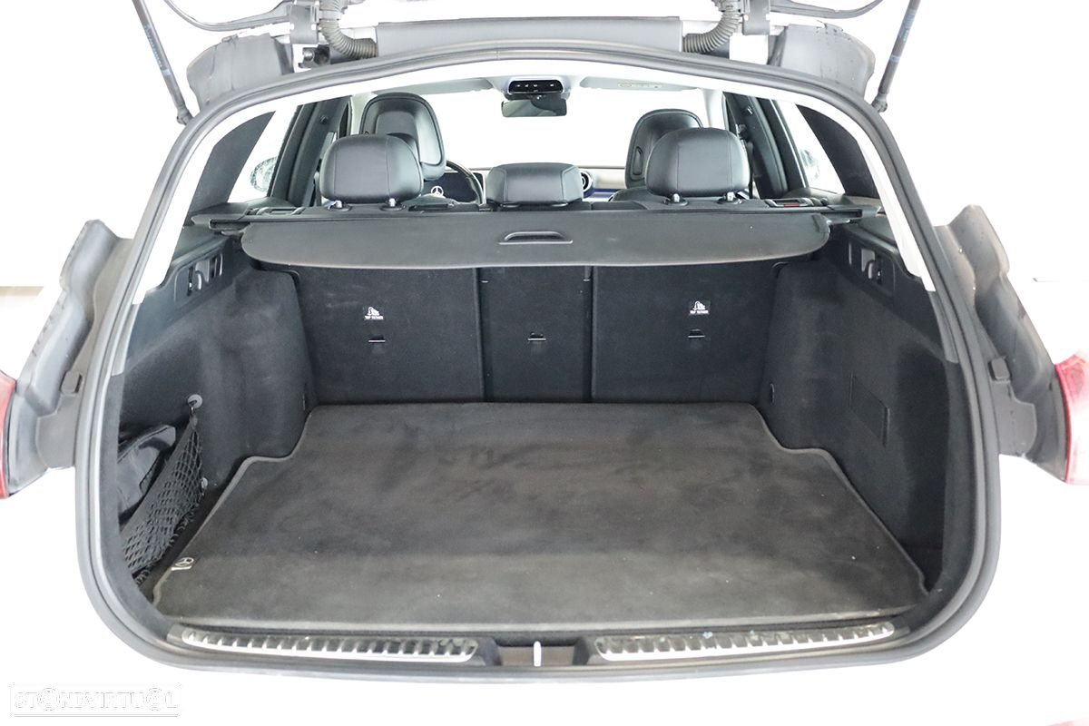 Mercedes-Benz C 220 d Avantgarde - 24