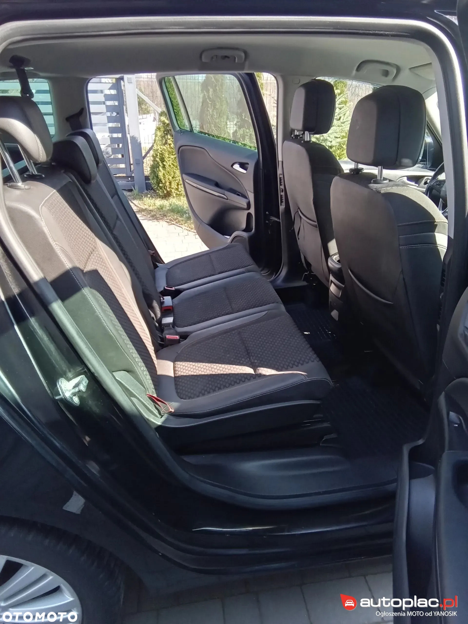 Opel Zafira - 10