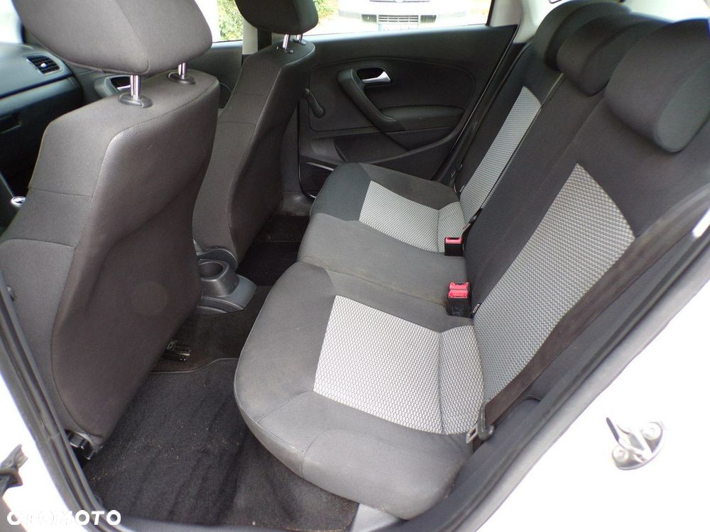 Volkswagen Polo - 24