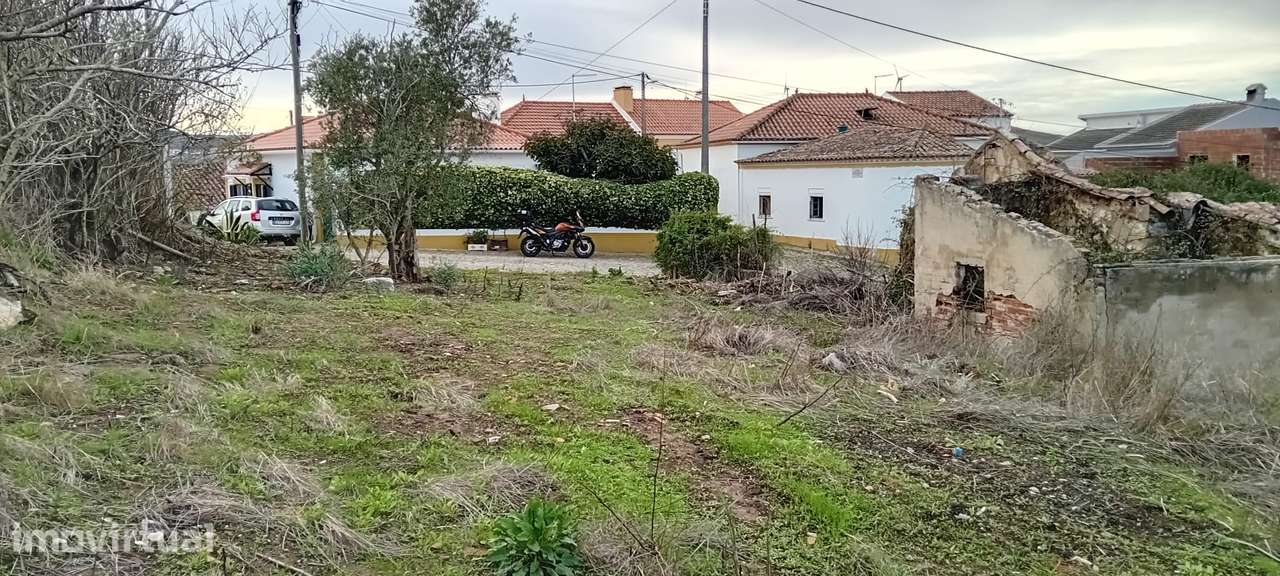 Terreno com Moradia em Ruína e Vista Deslumbrante — Penedo, Runa - Grande imagem: 2/20