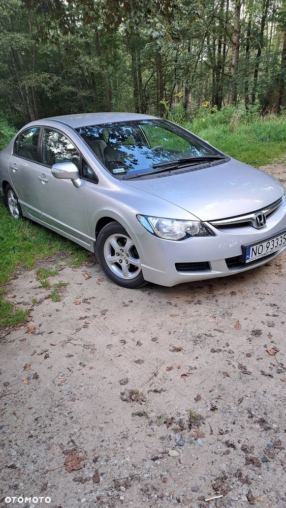 Honda Civic 1.8 Comfort - 2