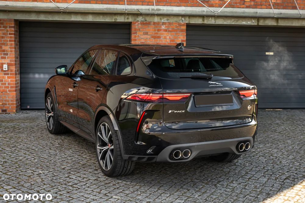 Jaguar F-Pace 5.0 V8 P550 AWD SVR - 8