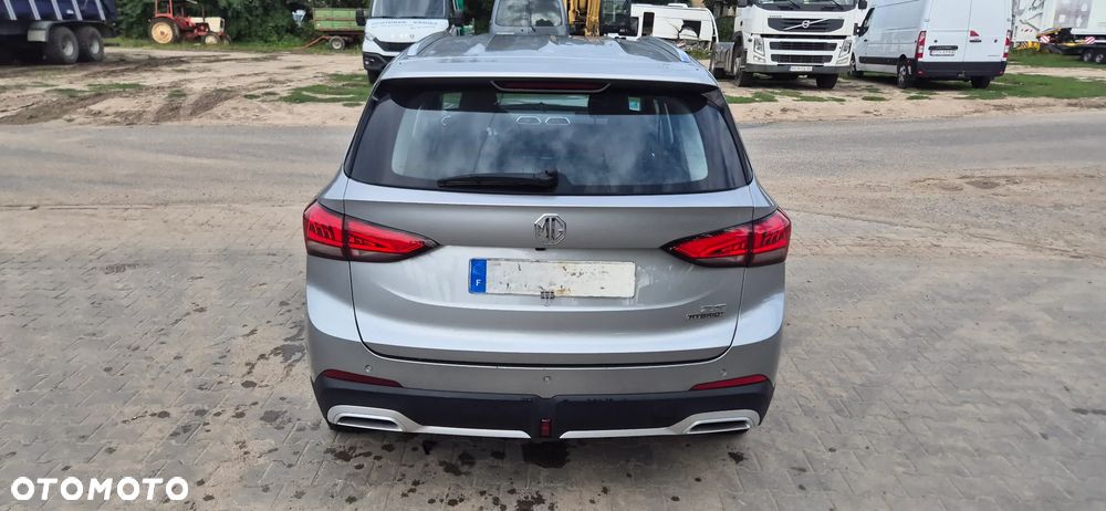 MG ZS Hybrid+ - 13