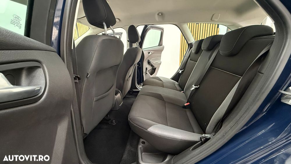 Ford Focus 1.6 TI-VCT Champions Edition - 15