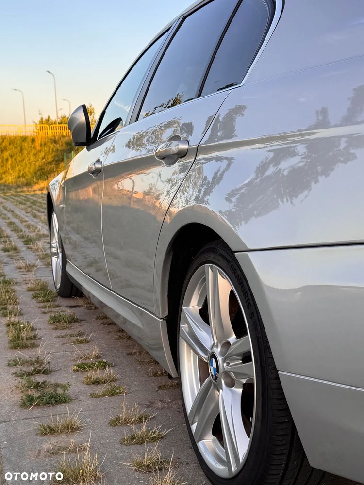 BMW Seria 3 320d Efficient Dynamics - 6