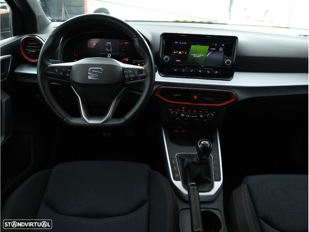 SEAT Arona 1.0 TSI FR - 30