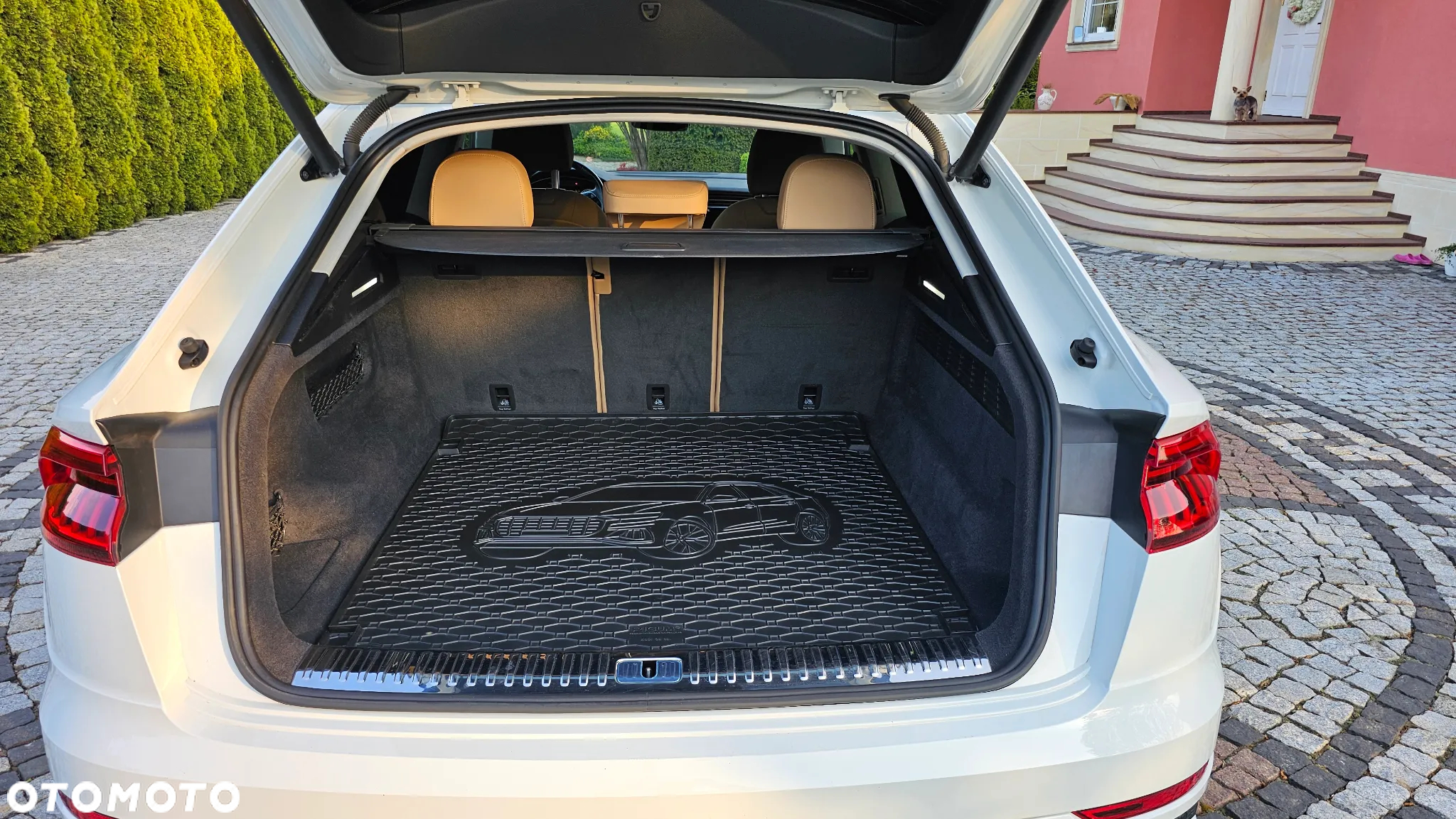 Audi Q8 - 17