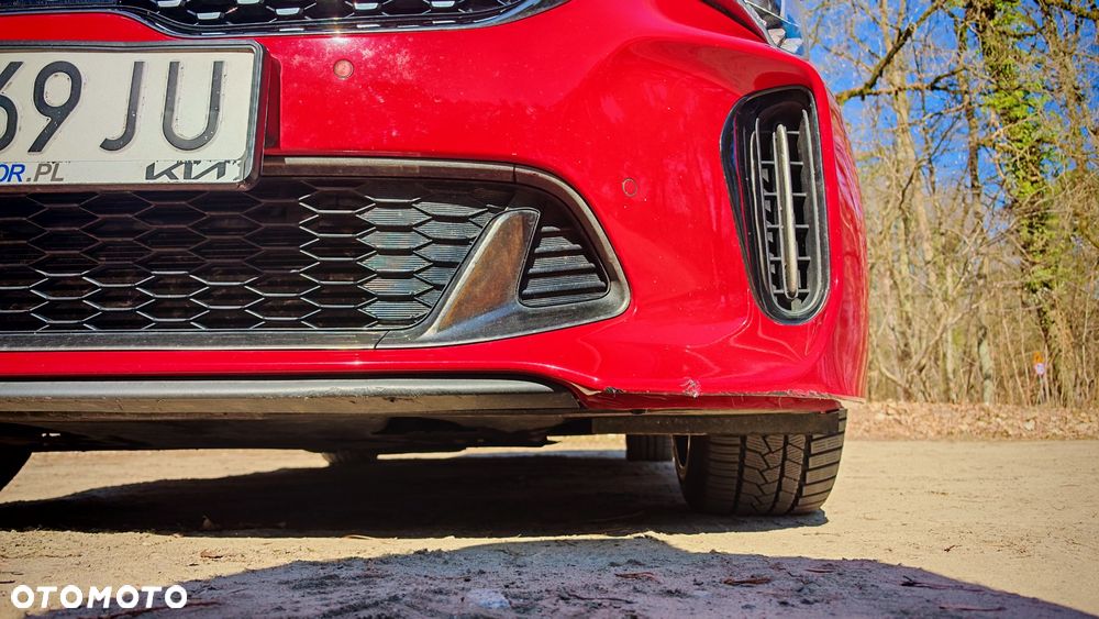 Kia Stinger 2.0 T-GDI GT Line - 29