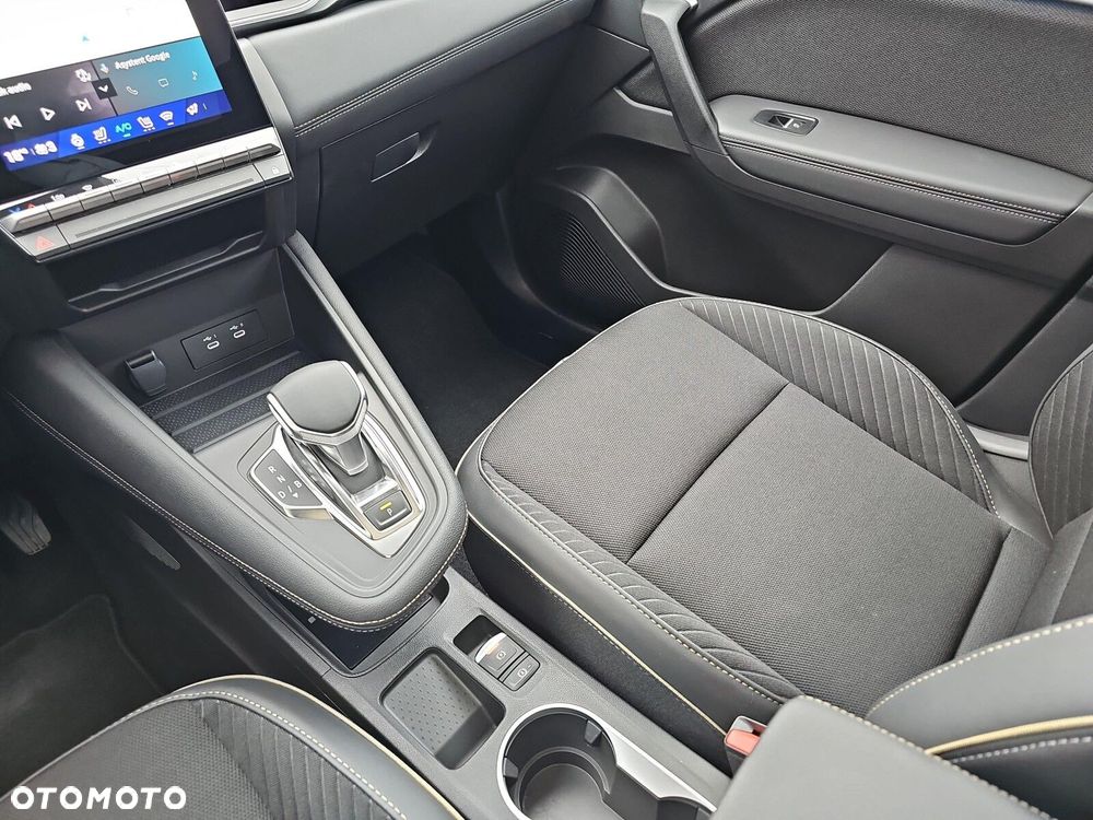 Renault Symbioz 1.6 E-Tech Full Hybrid 145 Iconic - 32