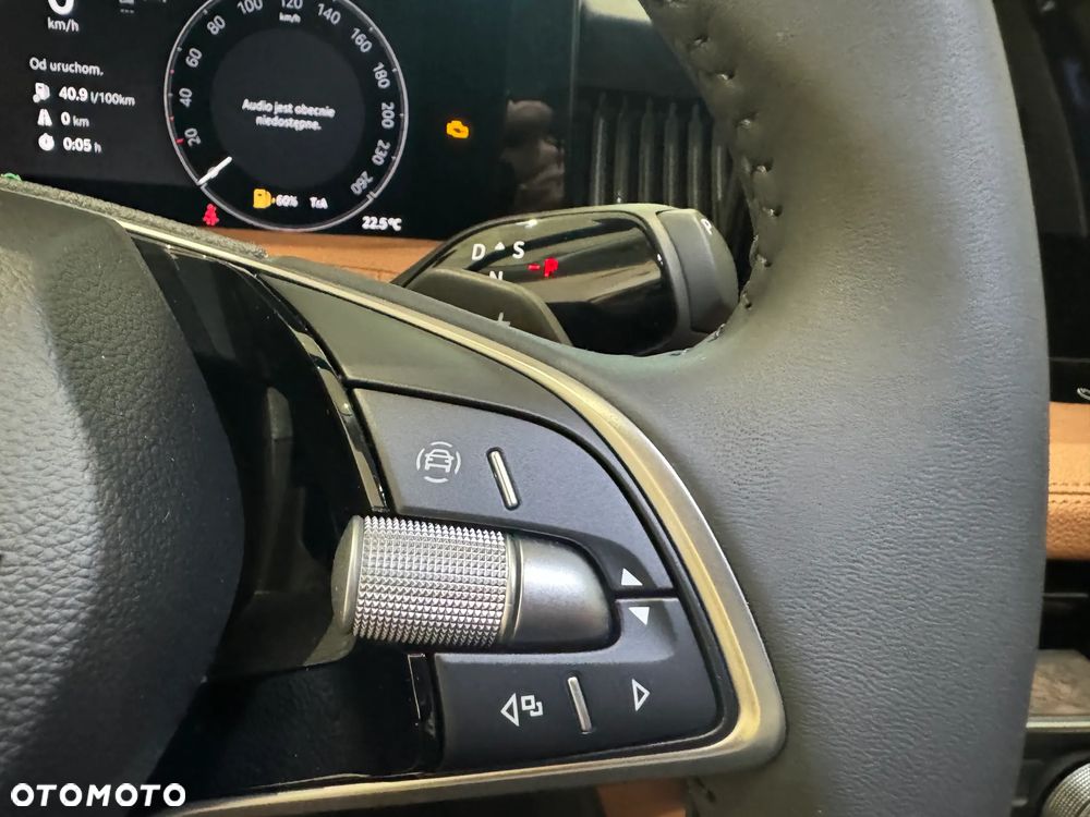 Skoda Superb 2.0 TDI SCR 4x4 L&K DSG - 8