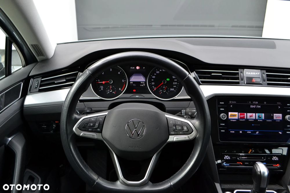 Volkswagen Passat 2.0 TDI EVO Business DSG - 18