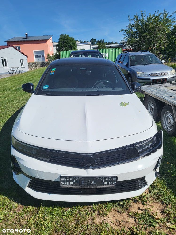 Opel Astra 1.2 Turbo Automatik Business Edition - 1