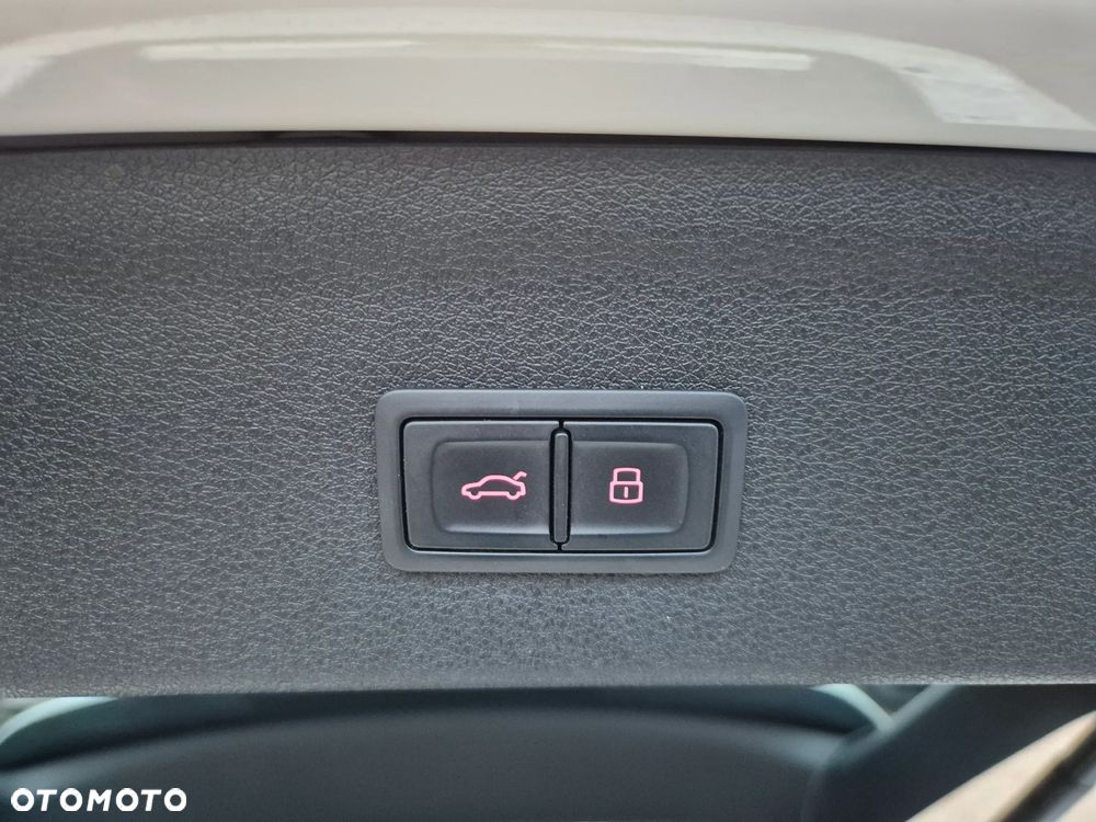 Audi Q3 1.4 TFSI CoD ultra Sport S tronic - 18