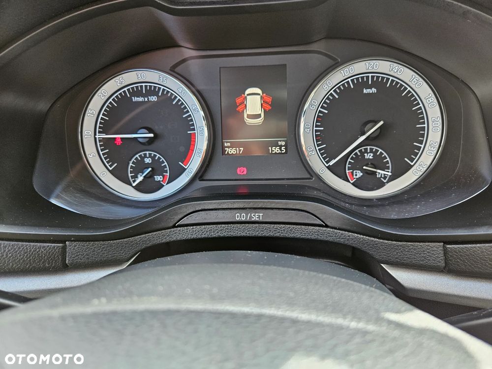 Skoda Karoq 1.6 TDI 4x2 Ambition - 10