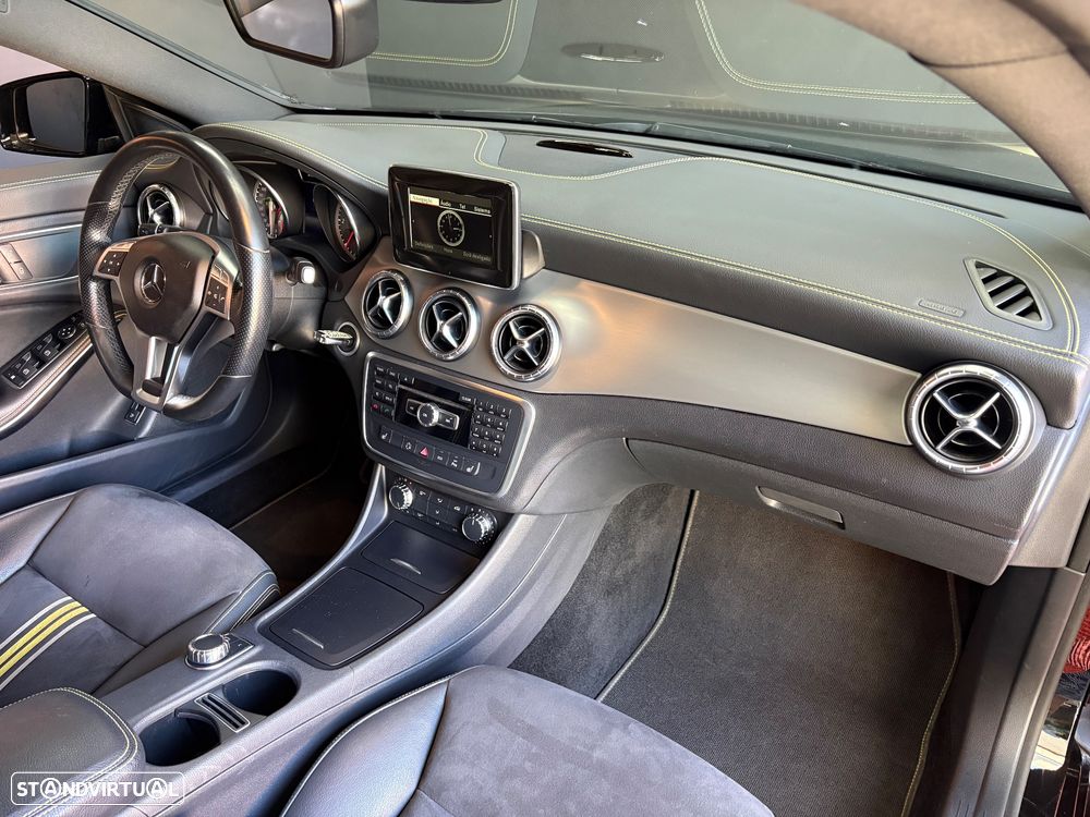 Mercedes-Benz CLA 220 CDI 7G-DCT AMG Line - 16