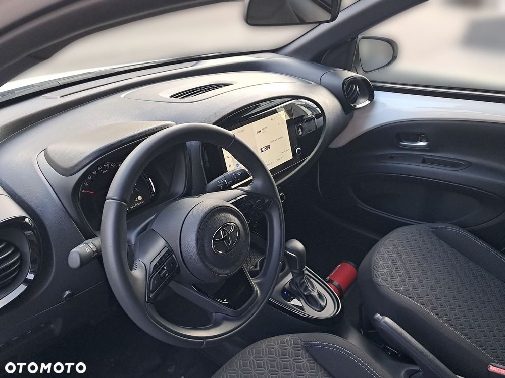 Toyota Aygo X 1.0 VVT-i Style CVT - 5