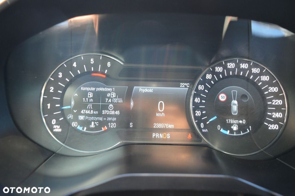 Ford S-Max - 24
