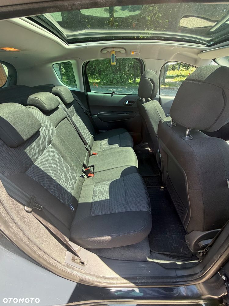 Peugeot 3008 - 21