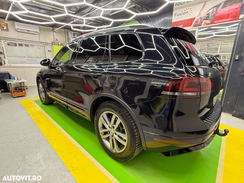 Volkswagen Touareg 3.0 V6 TDI SCR Blue Motion DPF Automatik Terrain Tech Executive Edition - 3