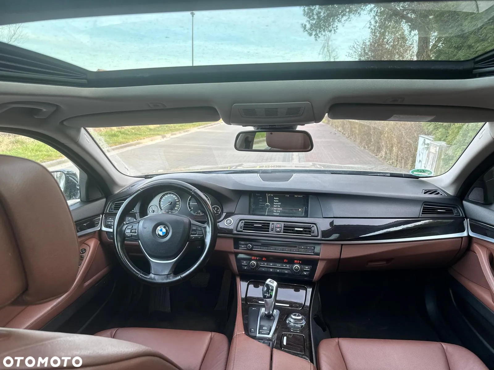 BMW Seria 5 520d Touring - 14