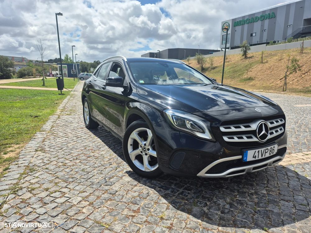 Mercedes-Benz GLA 180 (CDI) d Urban - 3
