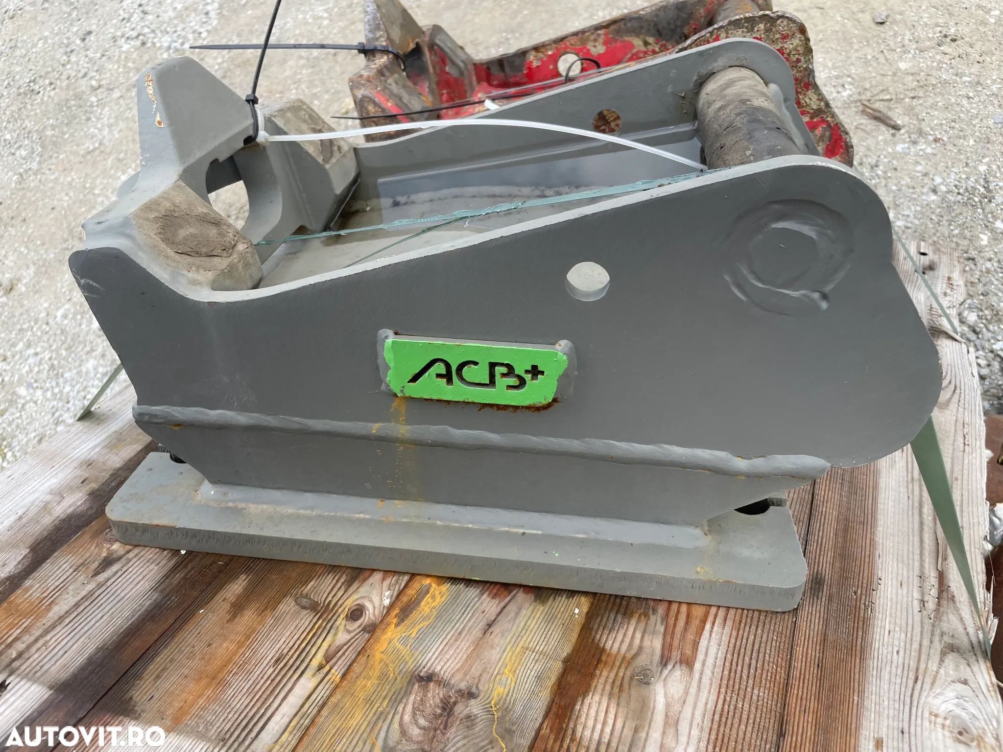 Placa de prindere pentru cupa si picon sistem Arden - 1
